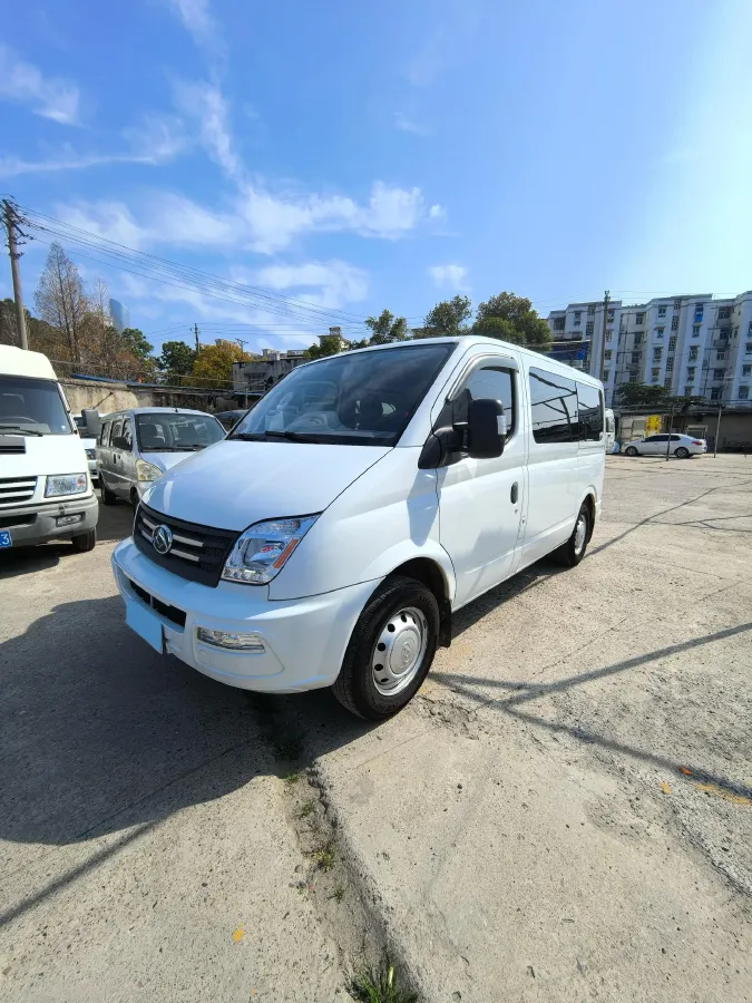 2021 MAXUS XinTu V80 2.0T 139HP L4 6MT,autocango,china used car exporter,china ev exporter,chinese used car exporter,chinese used ev exporter
