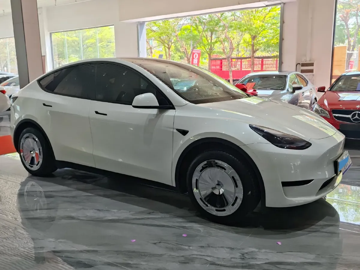 2022 Tesla Model Y BEV 60KWH,autocango,china used car exporter,china ev exporter,chinese used car exporter,chinese used ev exporter