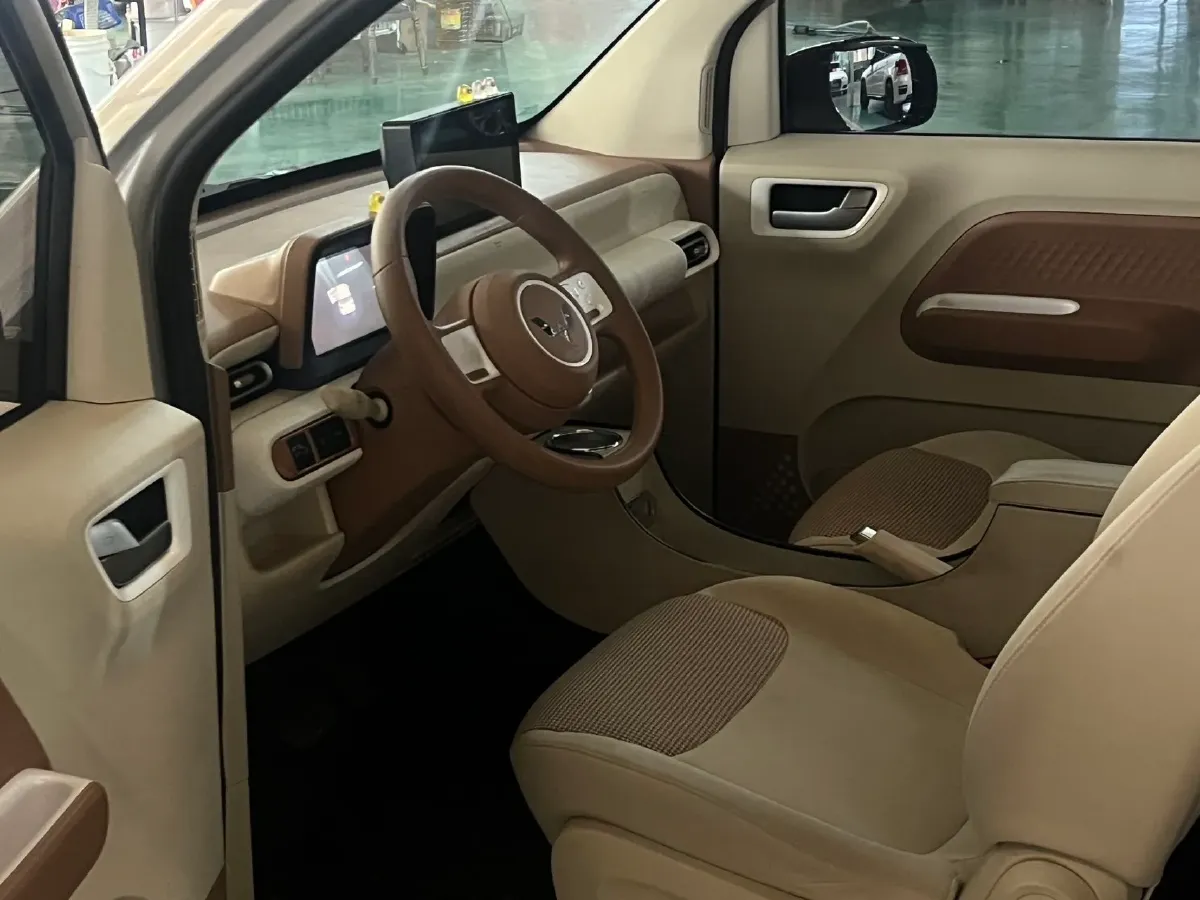 2024 WuLing HongGuang MINI EV BEV 17.3KWH,autocango,china used car exporter,china ev exporter,chinese used car exporter,chinese used ev exporter