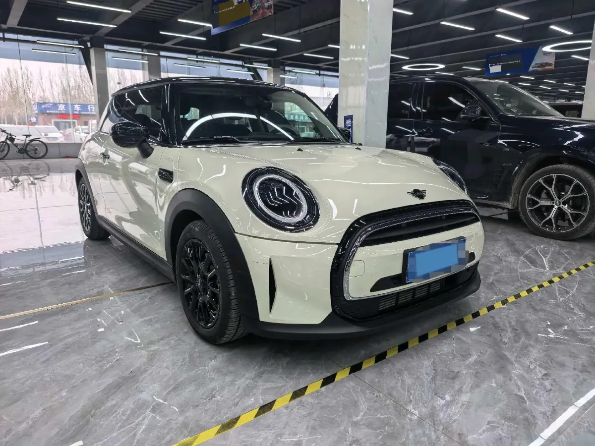 2022 MINI MINI 1.5T 102HP L3 7DCT,autocango,china used car exporter,china ev exporter,chinese used car exporter,chinese used ev exporter