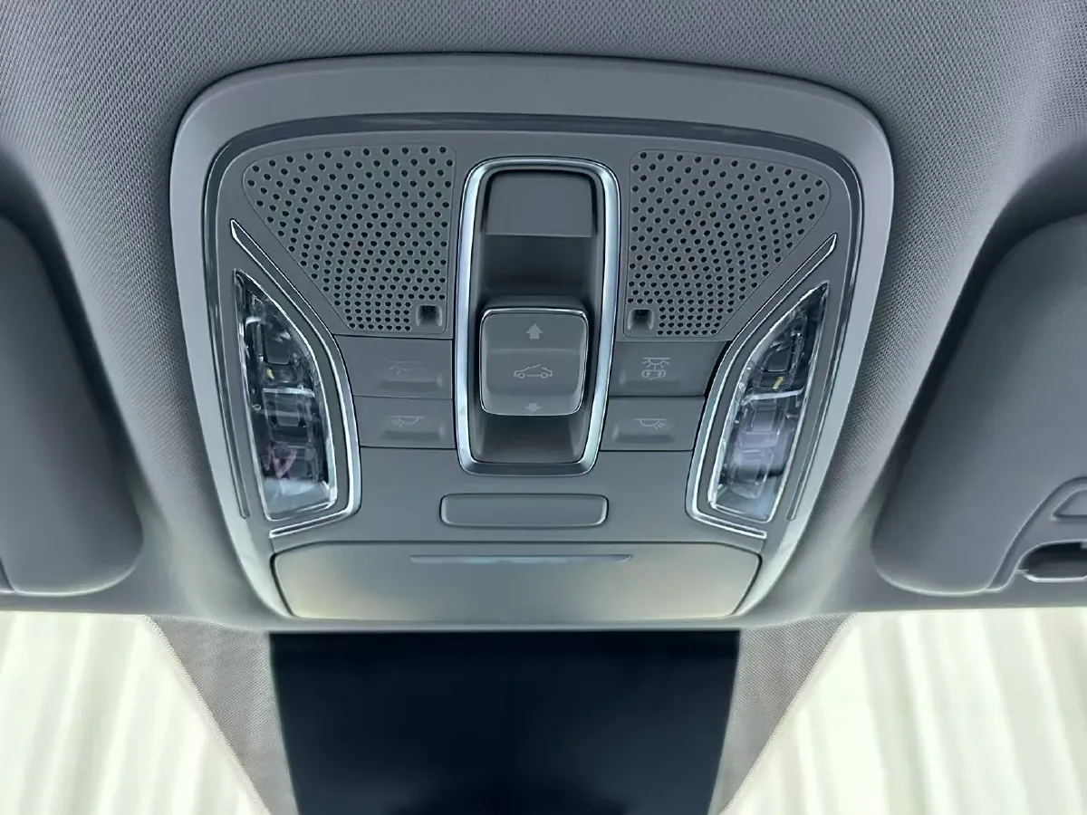 2021 GAC Trumpchi M6 1.5T 169HP L4 7DCT,autocango,china used car exporter,china ev exporter,chinese used car exporter,chinese used ev exporter