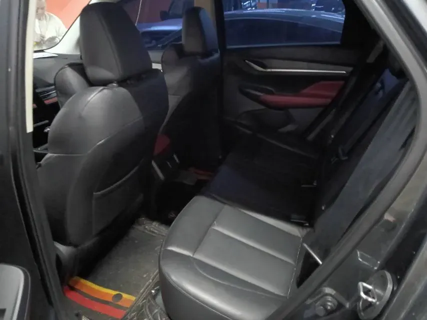 2022 ChangAn Oshan X7 Plus 1.5T 188HP L4 7DCT,autocango,china used car exporter,china ev exporter,chinese used car exporter,chinese used ev exporter