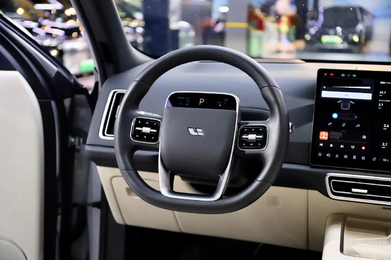 2024 Ford Bronco 2.3T 275HP L4 10AT,autocango,china used car exporter,china ev exporter,chinese used car exporter,chinese used ev exporter