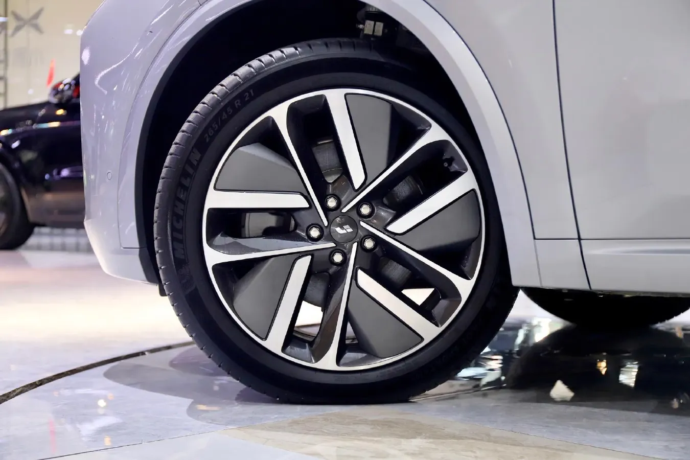 2024 Ford Bronco 2.3T 275HP L4 10AT,autocango,china used car exporter,china ev exporter,chinese used car exporter,chinese used ev exporter