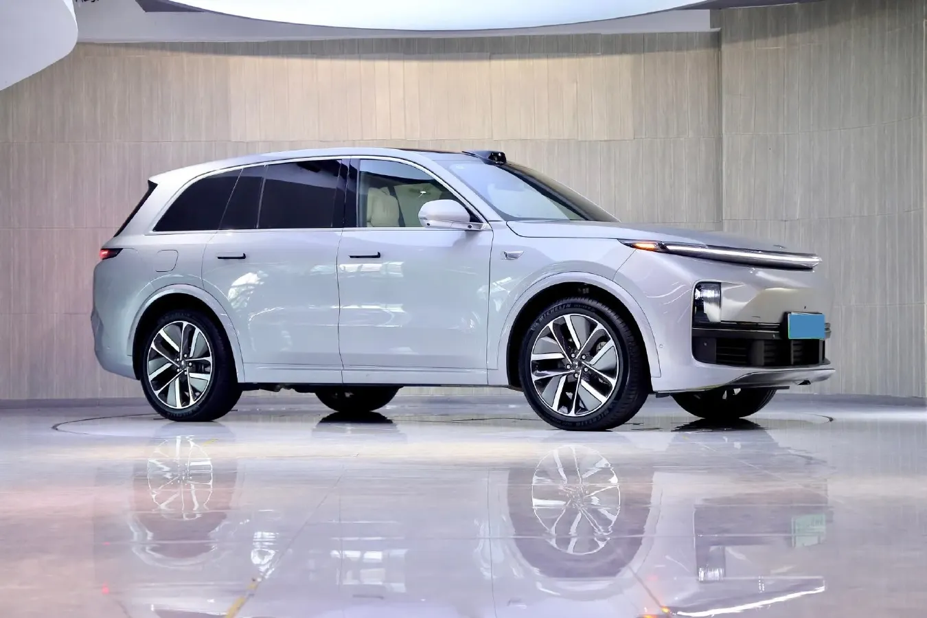 2024 Ford Bronco 2.3T 275HP L4 10AT,autocango,china used car exporter,china ev exporter,chinese used car exporter,chinese used ev exporter