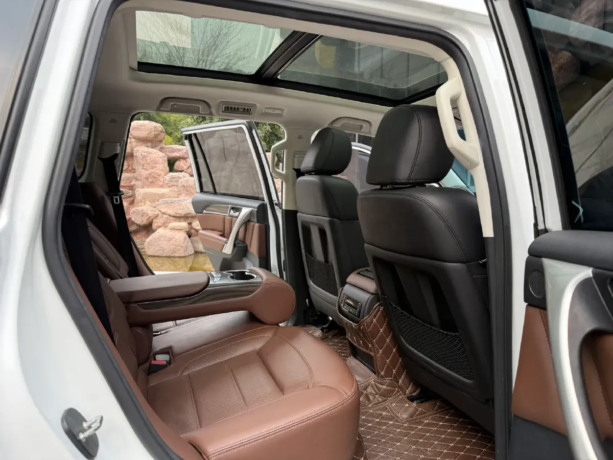 2017 Haval H9 2.0T 252HP L4 8AT,autocango,china used car exporter,china ev exporter,chinese used car exporter,chinese used ev exporter