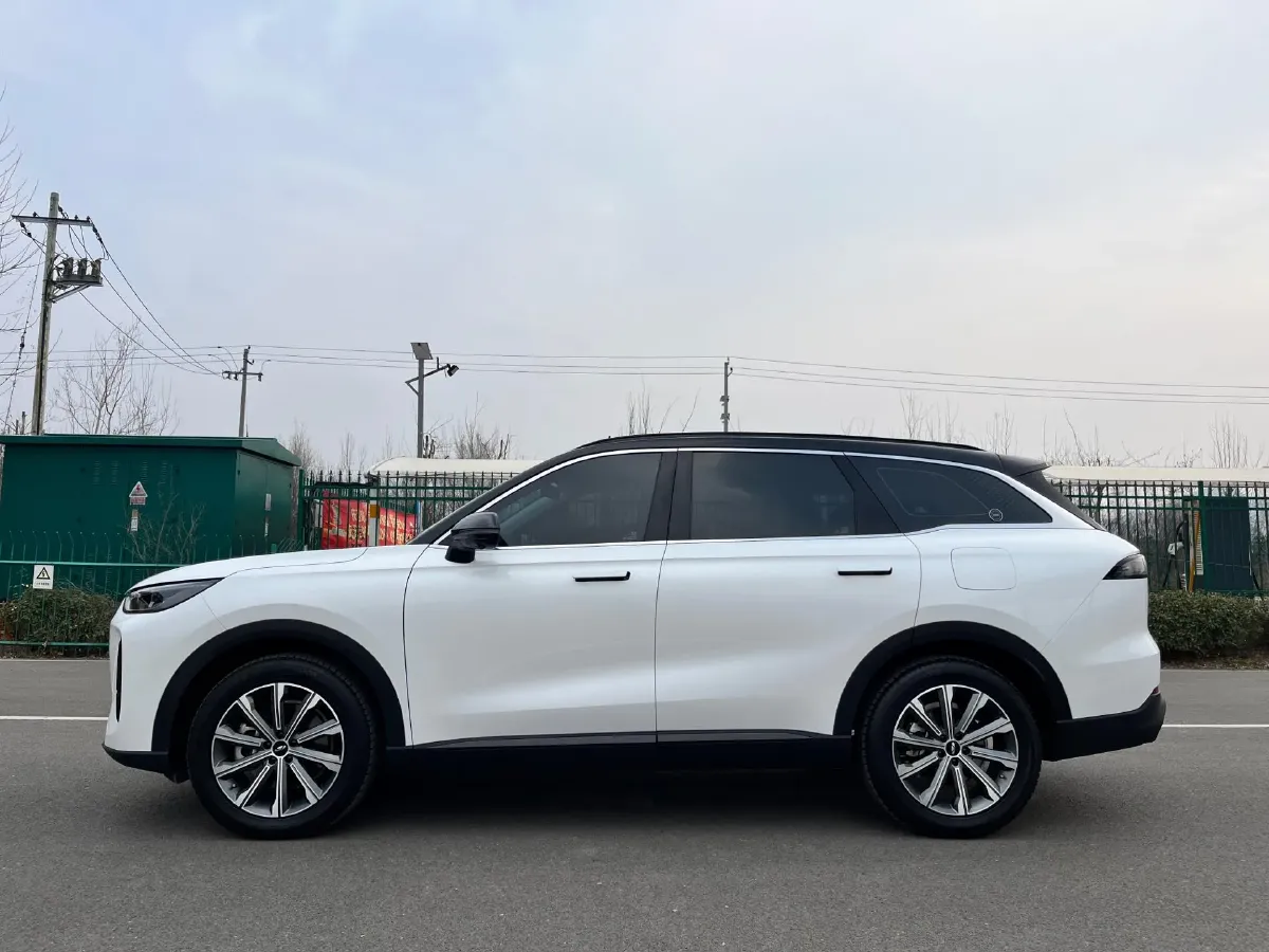 2024 Jetour X90 PRO 2.0T 254HP L4 7DCT,autocango,china used car exporter,china ev exporter,chinese used car exporter,chinese used ev exporter