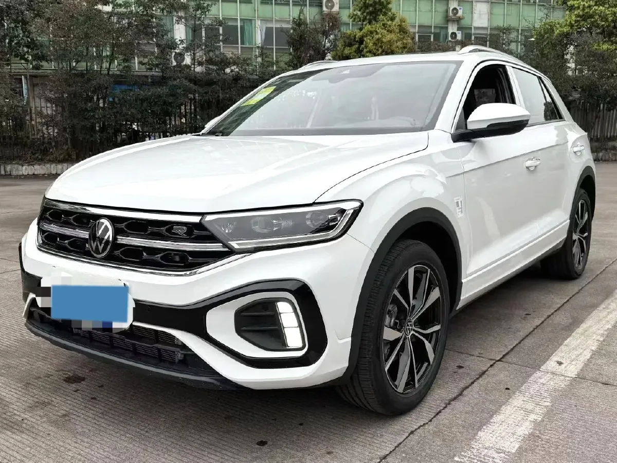 2025 Volkswagen T-Roc 1.5T 160HP L4 7DCT,autocango,china used car exporter,china ev exporter,chinese used car exporter,chinese used ev exporter