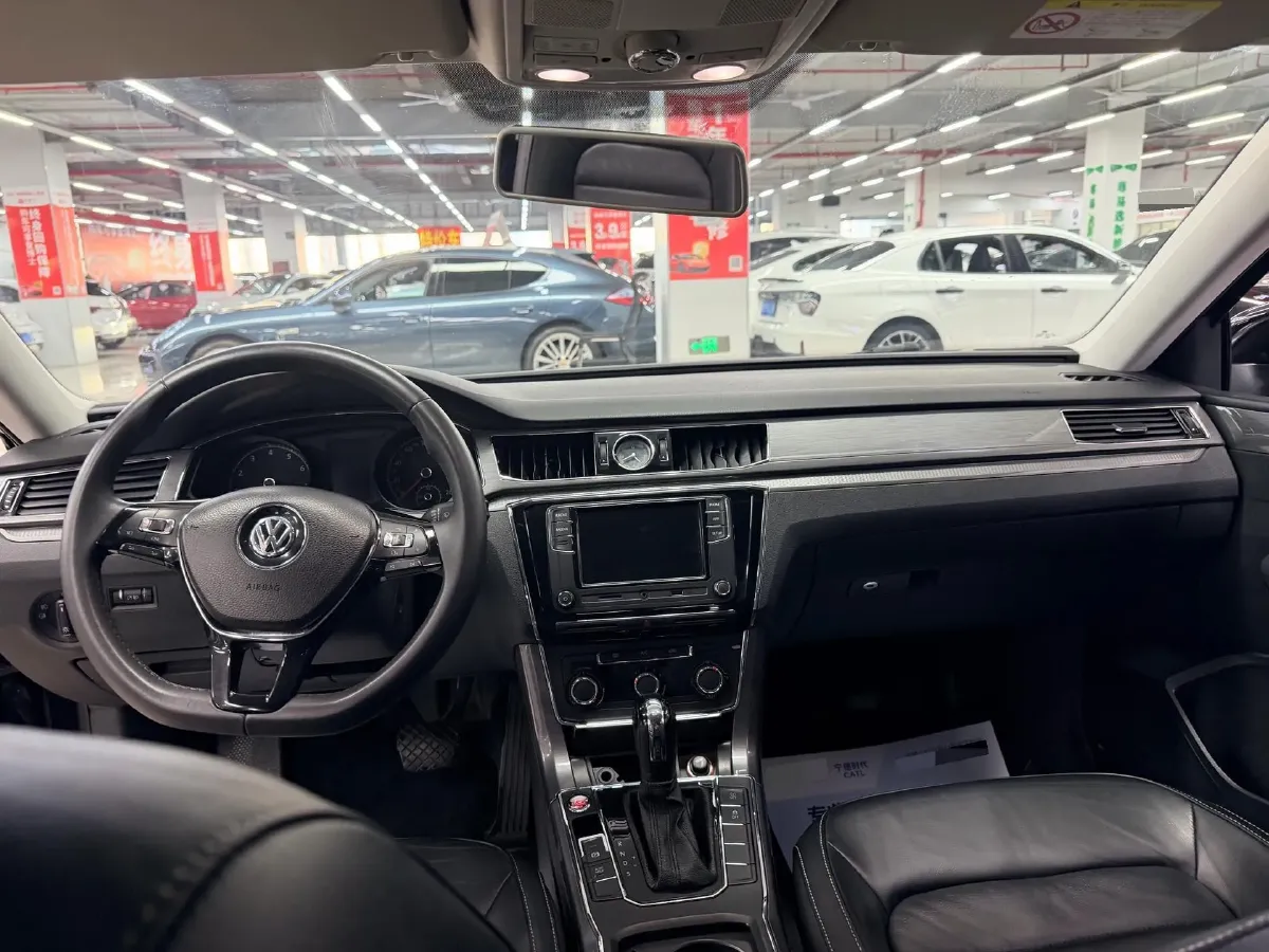 2015 Volkswagen Passat 1.8T 160HP L4 6AT,autocango,china used car exporter,china ev exporter,chinese used car exporter,chinese used ev exporter