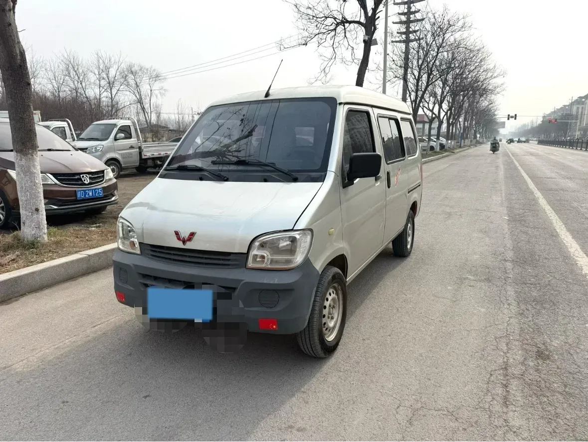 2019 WuLing ZhiGuang 1.2L 82HP L4 5MT,autocango,china used car exporter,china ev exporter,chinese used car exporter,chinese used ev exporter