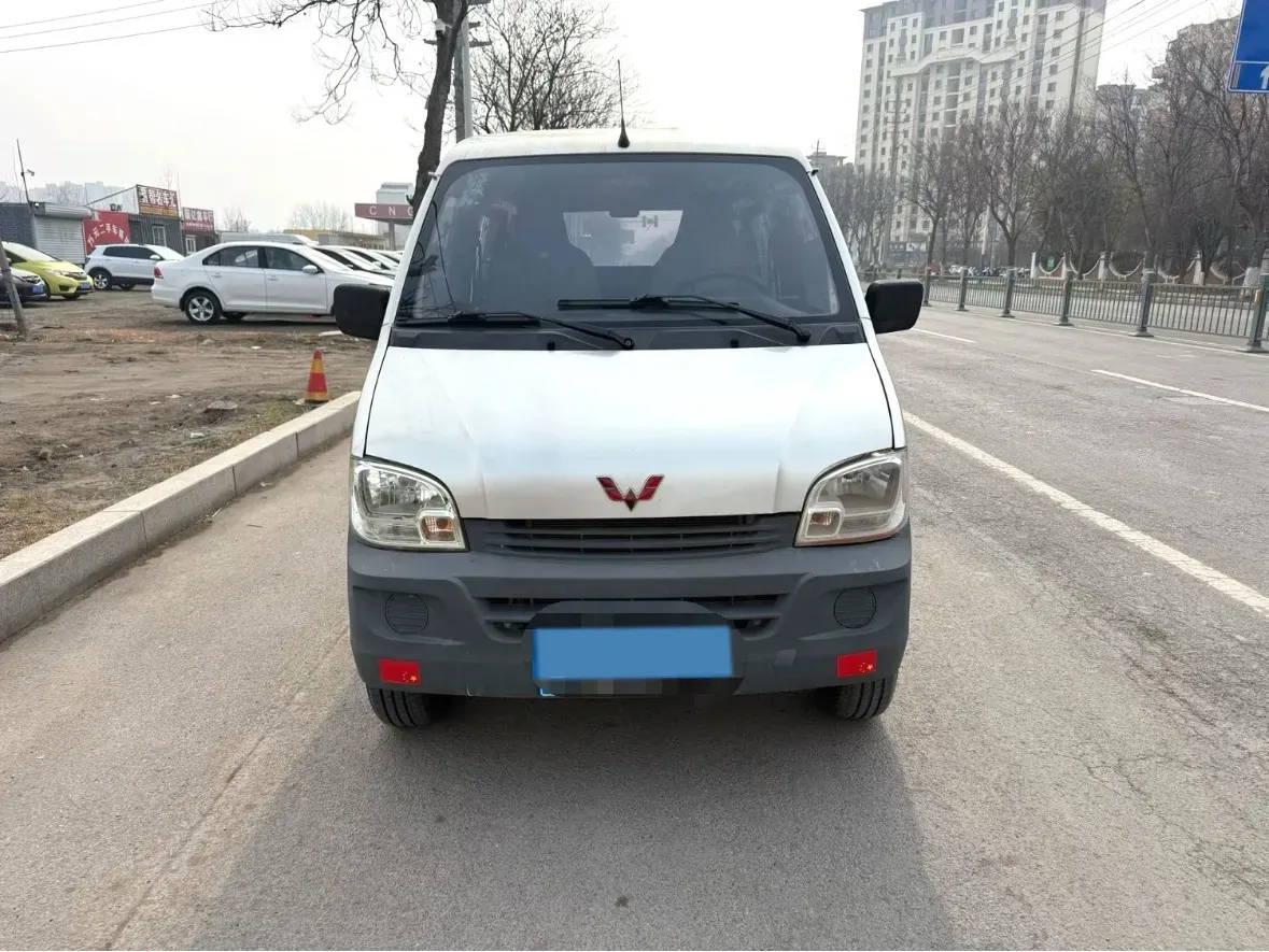 2019 WuLing ZhiGuang 1.2L 82HP L4 5MT,autocango,china used car exporter,china ev exporter,chinese used car exporter,chinese used ev exporter