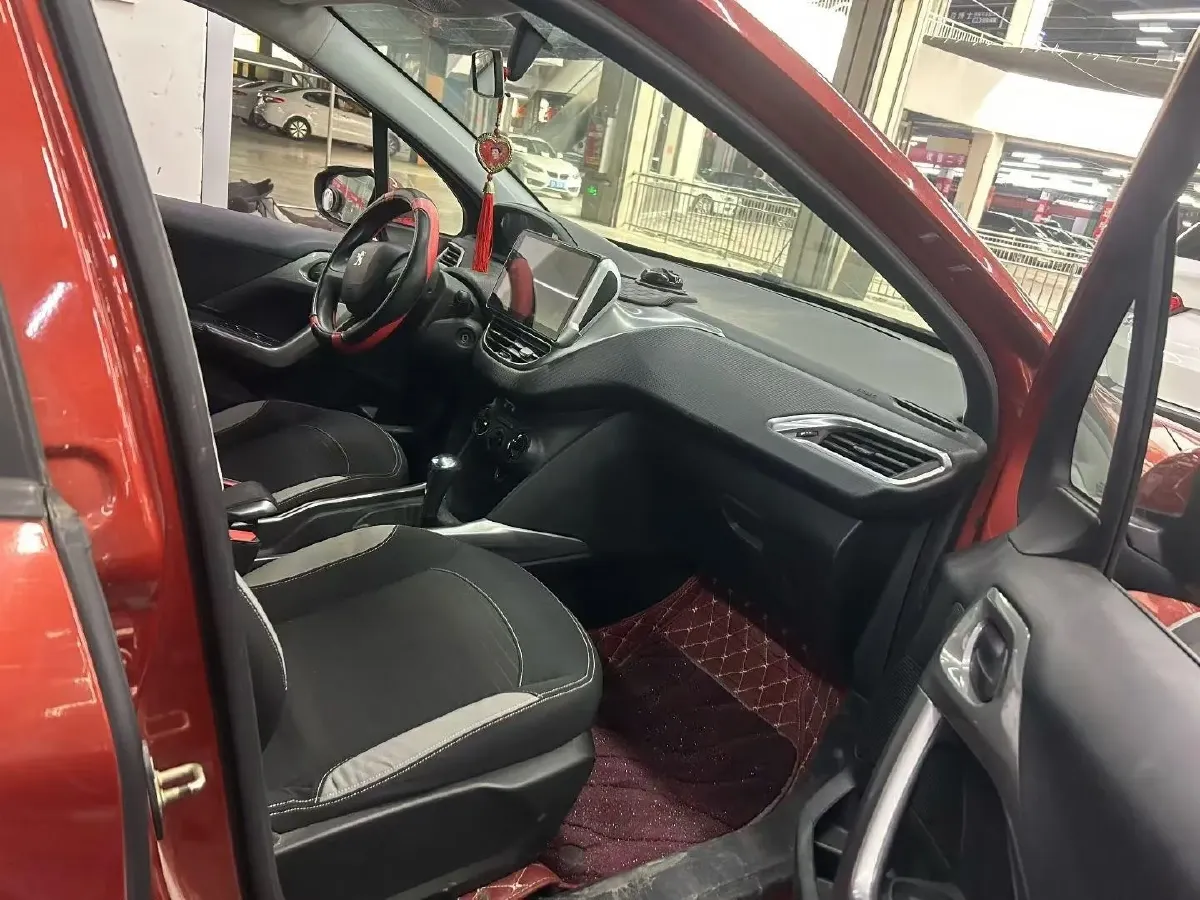 2018 Peugeot 2008 1.6L 117HP L4 6AT,autocango,china used car exporter,china ev exporter,chinese used car exporter,chinese used ev exporter