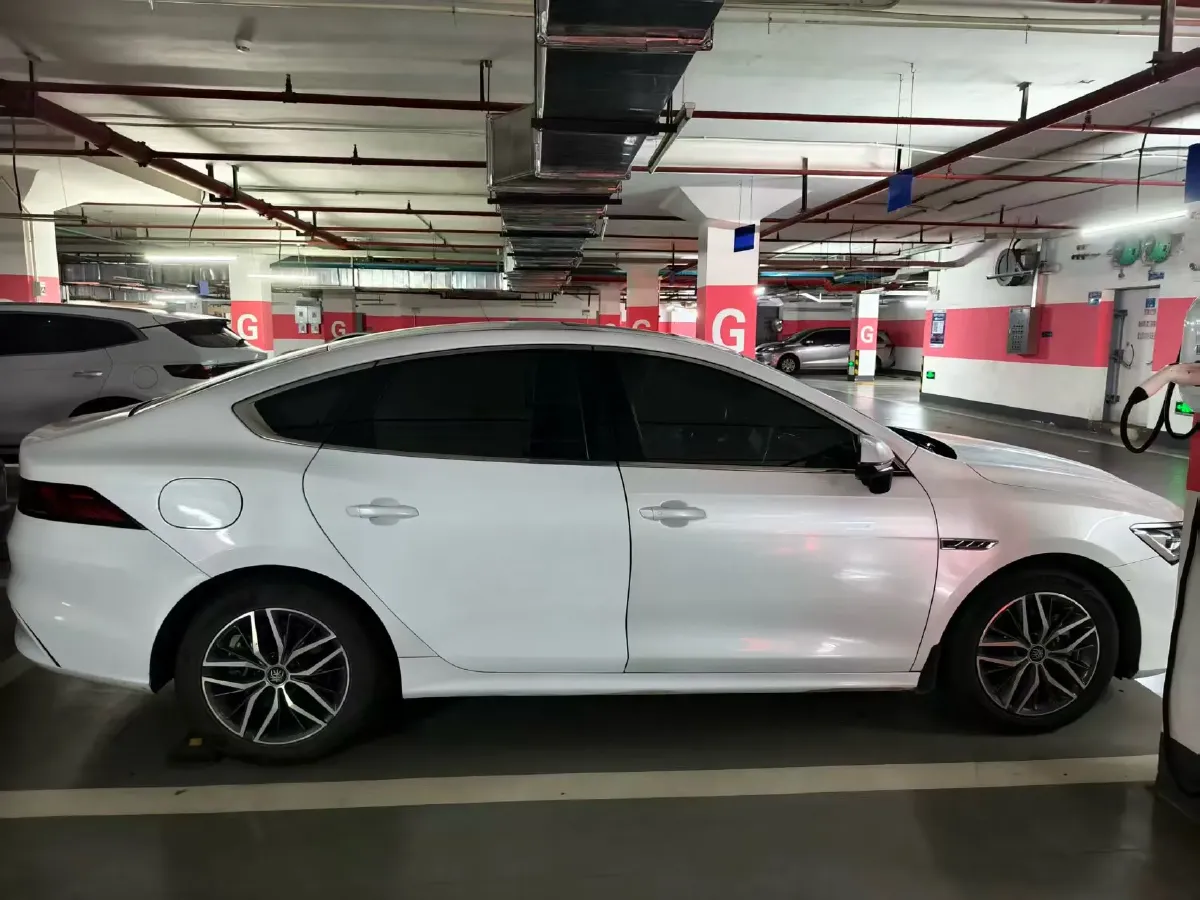 2021 Haval F7 1.5T 169HP L4 7DCT,autocango,china used car exporter,china ev exporter,chinese used car exporter,chinese used ev exporter