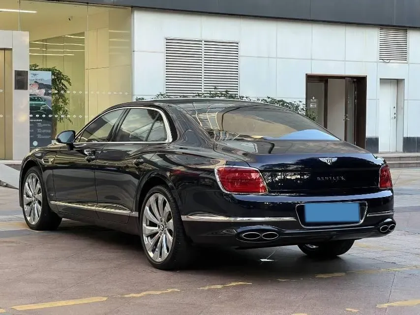 2022 Bentley Flying Spur 4.0T 550HP V8 8DCT,autocango,china used car exporter,china ev exporter,chinese used car exporter,chinese used ev exporter