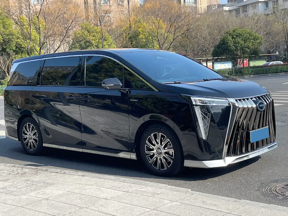 2024 GAC Trumpchi E9 2.0T 190HP L4 2DHT PHEV 25.57KWH,autocango,china used car exporter,china ev exporter,chinese used car exporter,chinese used ev exporter