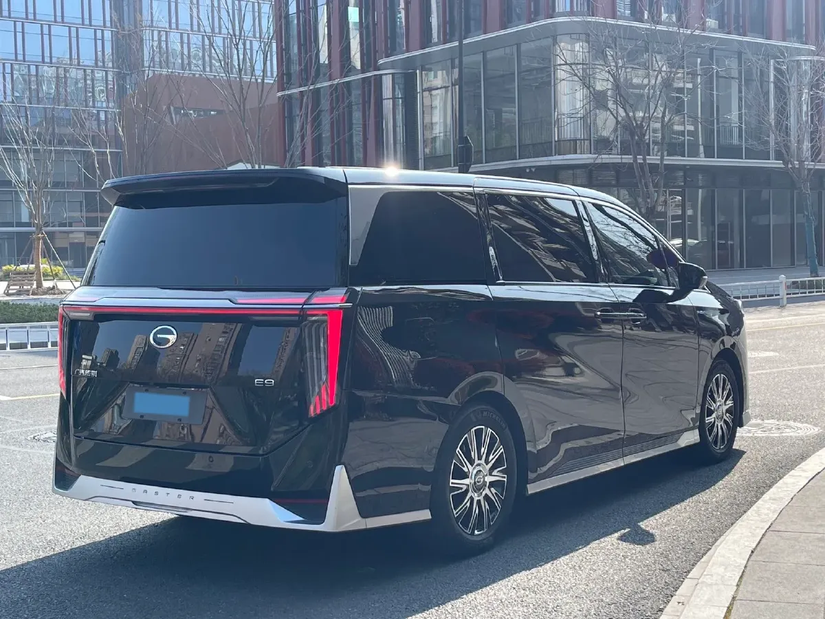 2024 GAC Trumpchi E9 2.0T 190HP L4 2DHT PHEV 25.57KWH,autocango,china used car exporter,china ev exporter,chinese used car exporter,chinese used ev exporter