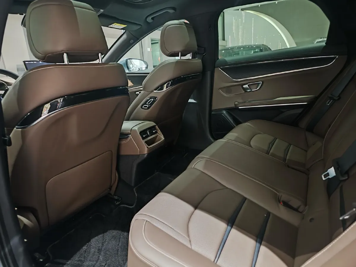 2020 WEY VV7 2.0T 227HP L4 7DCT PHEV,autocango,china used car exporter,china ev exporter,chinese used car exporter,chinese used ev exporter