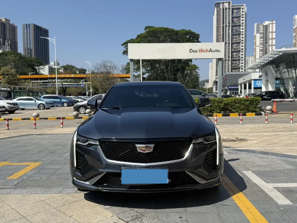 2021 Cadillac CT4 2.0T 237HP L4 8AT,autocango,china used car exporter,china ev exporter,chinese used car exporter,chinese used ev exporter