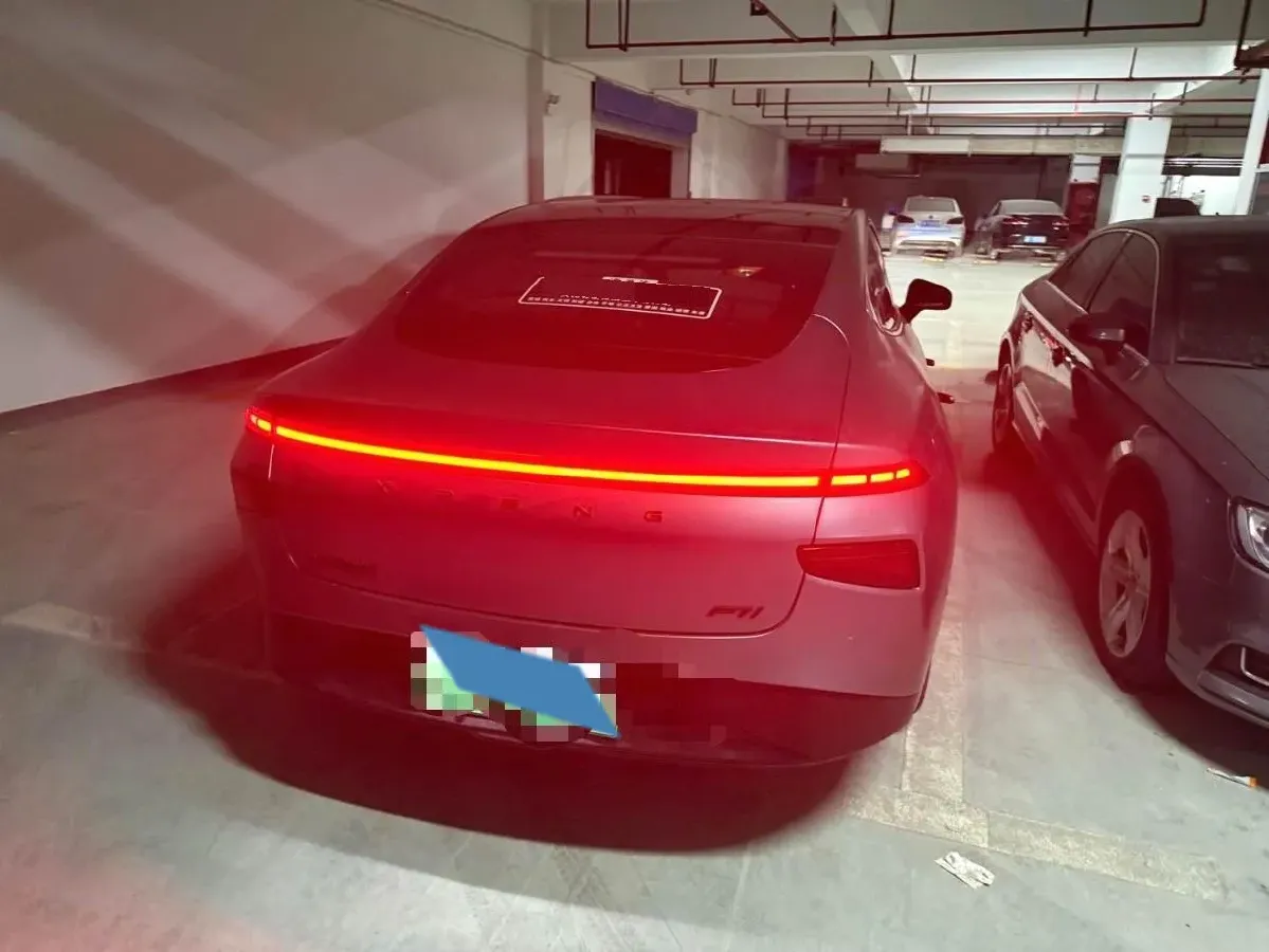 2022 Xpeng P7 BEV 70.8KWH,autocango,china used car exporter,china ev exporter,chinese used car exporter,chinese used ev exporter