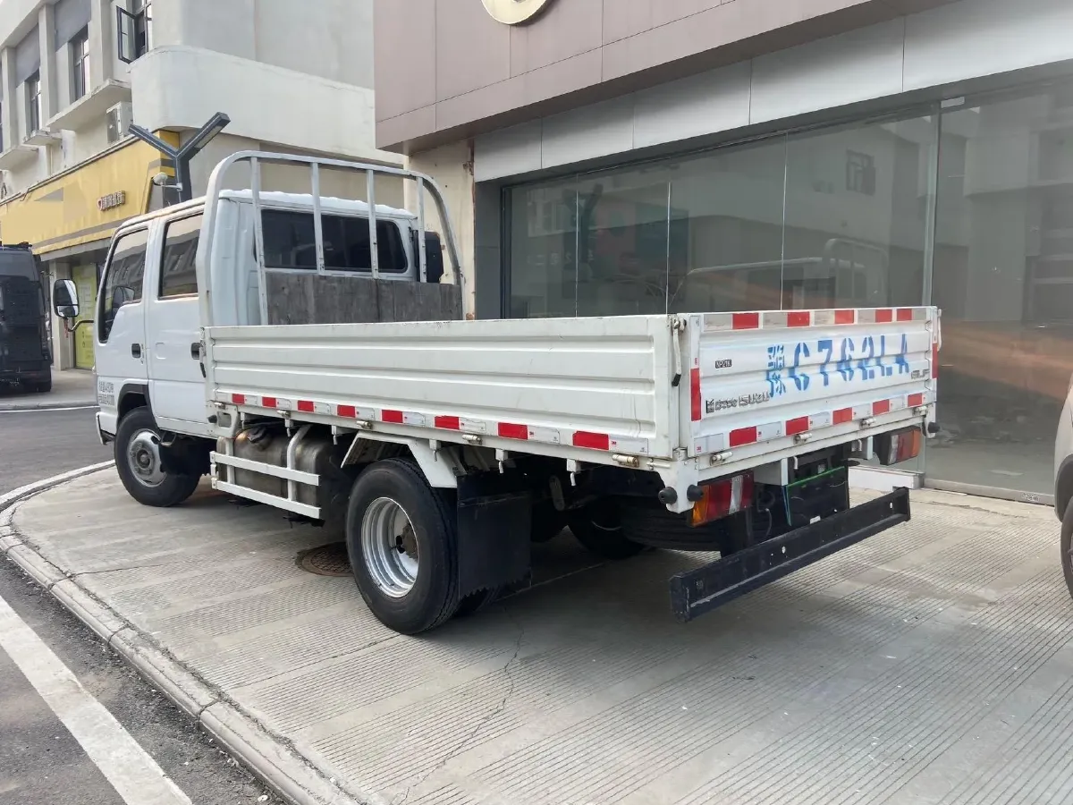 2025 Isuzu Light Truck 5MT,autocango,china used car exporter,china ev exporter,chinese used car exporter,chinese used ev exporter
