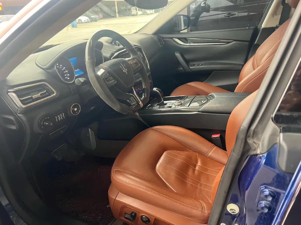 2018 Maserati Ghibli 3.0T 350HP V6 8AT,autocango,china used car exporter,china ev exporter,chinese used car exporter,chinese used ev exporter