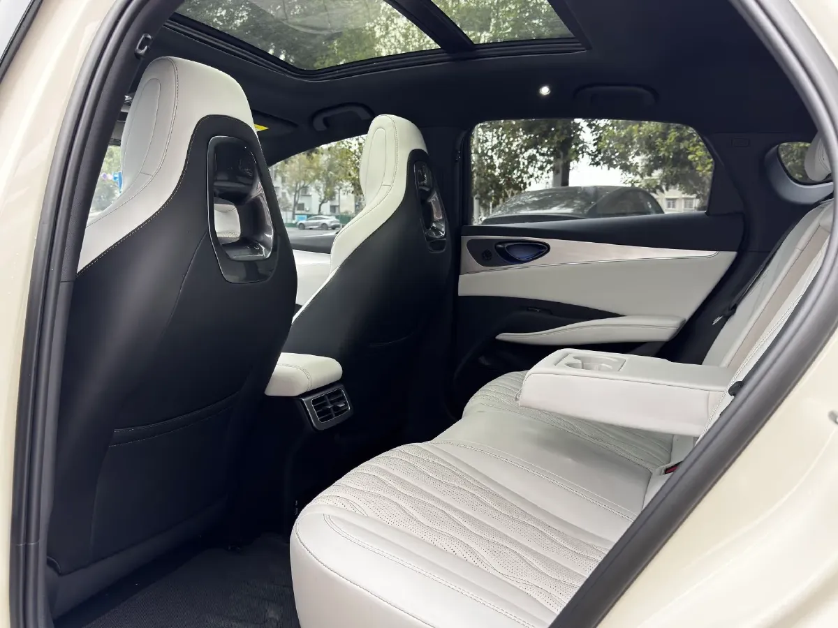 2024 BYD Seal06 1.5L 101HP L4 E-CVT PHEV 15.87KWH,autocango,china used car exporter,china ev exporter,chinese used car exporter,chinese used ev exporter