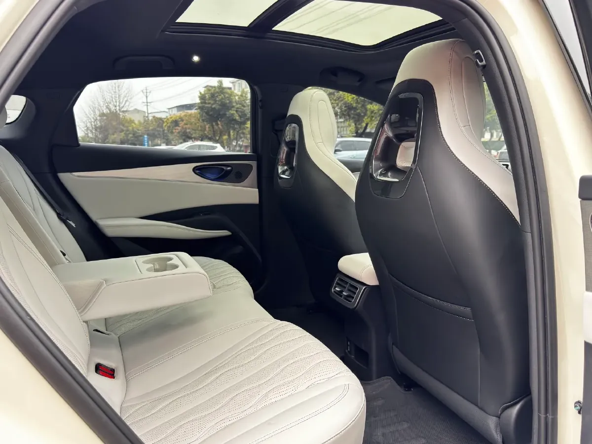 2024 BYD Seal06 1.5L 101HP L4 E-CVT PHEV 15.87KWH,autocango,china used car exporter,china ev exporter,chinese used car exporter,chinese used ev exporter