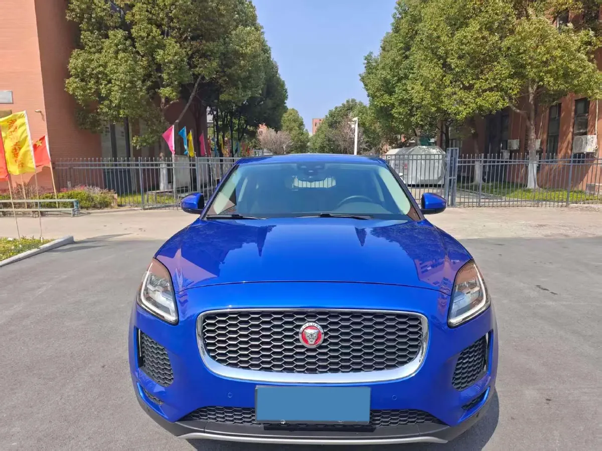 2018 Jaguar E-PACE 2.0T 249HP L4 9AT,autocango,china used car exporter,china ev exporter,chinese used car exporter,chinese used ev exporter
