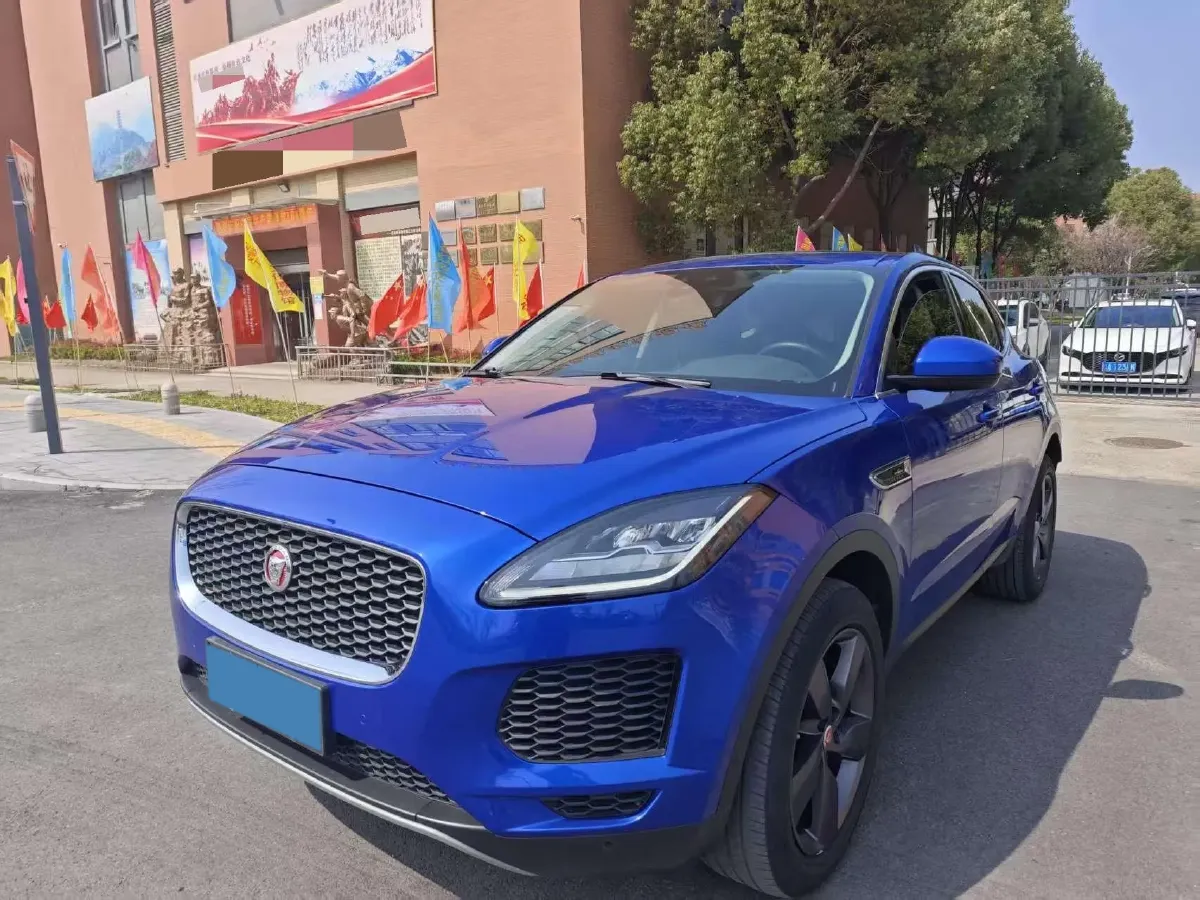 2018 Jaguar E-PACE 2.0T 249HP L4 9AT,autocango,china used car exporter,china ev exporter,chinese used car exporter,chinese used ev exporter