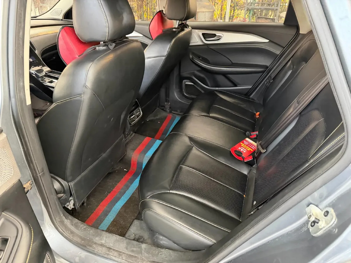 2020 Roewe i6 MAX 1.5T 169HP L4 AMT PHEV,autocango,china used car exporter,china ev exporter,chinese used car exporter,chinese used ev exporter