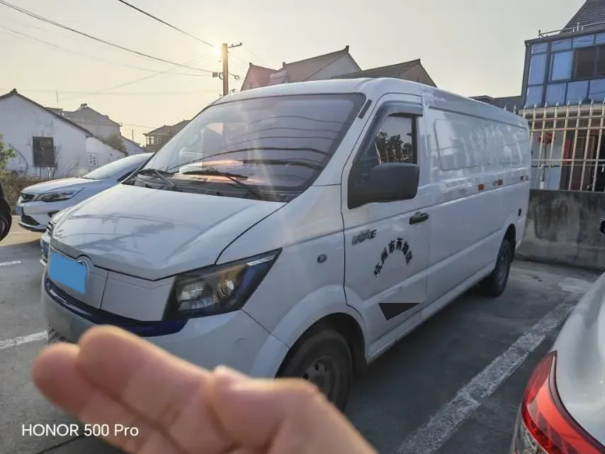 2024 Dongfeng YuFengEM27 BEV 41.472KWH,autocango,china used car exporter,china ev exporter,chinese used car exporter,chinese used ev exporter