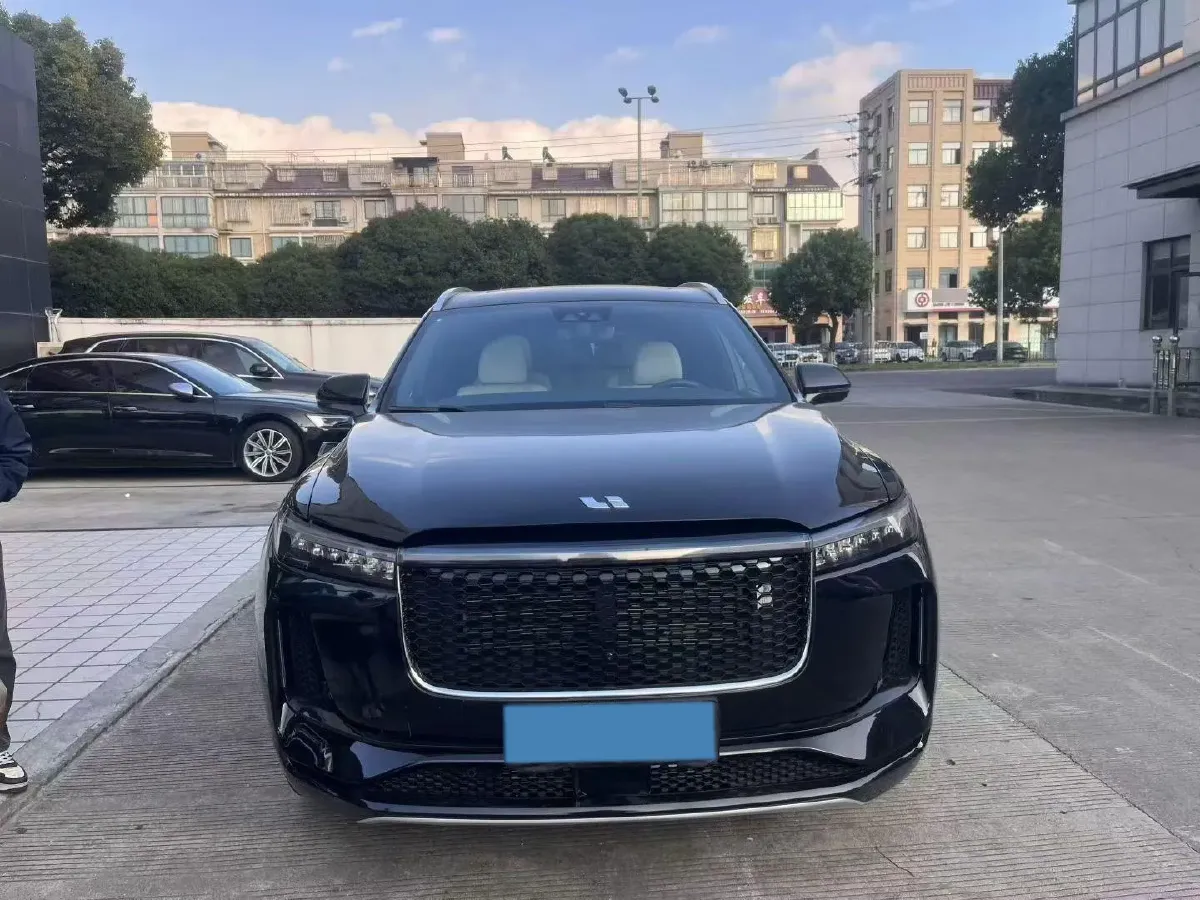 2020 Li ONE Range Extended 131HP REEV 40.5KWH,autocango,china used car exporter,china ev exporter,chinese used car exporter,chinese used ev exporter