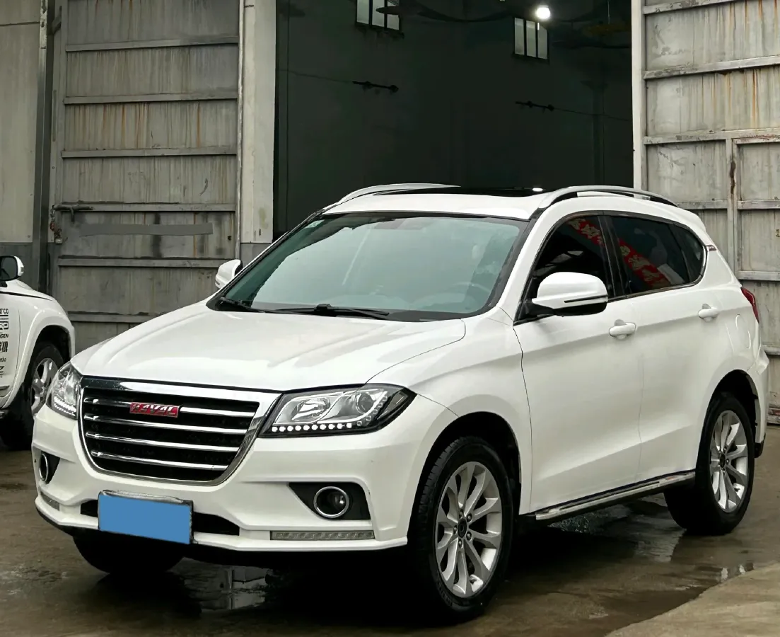 2017 Haval H2 1.5T 150HP L4 6MT,autocango,china used car exporter,china ev exporter,chinese used car exporter,chinese used ev exporter