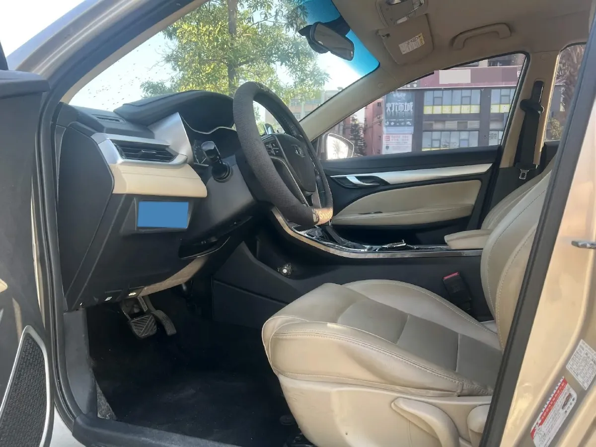 2018 Geely Emgrand 1.5L 109HP L4 CVT,autocango,china used car exporter,china ev exporter,chinese used car exporter,chinese used ev exporter