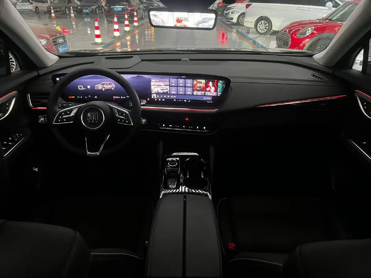 2024 Buick EnvisionPlus 2.0T 237HP L4 9AT,autocango,china used car exporter,china ev exporter,chinese used car exporter,chinese used ev exporter