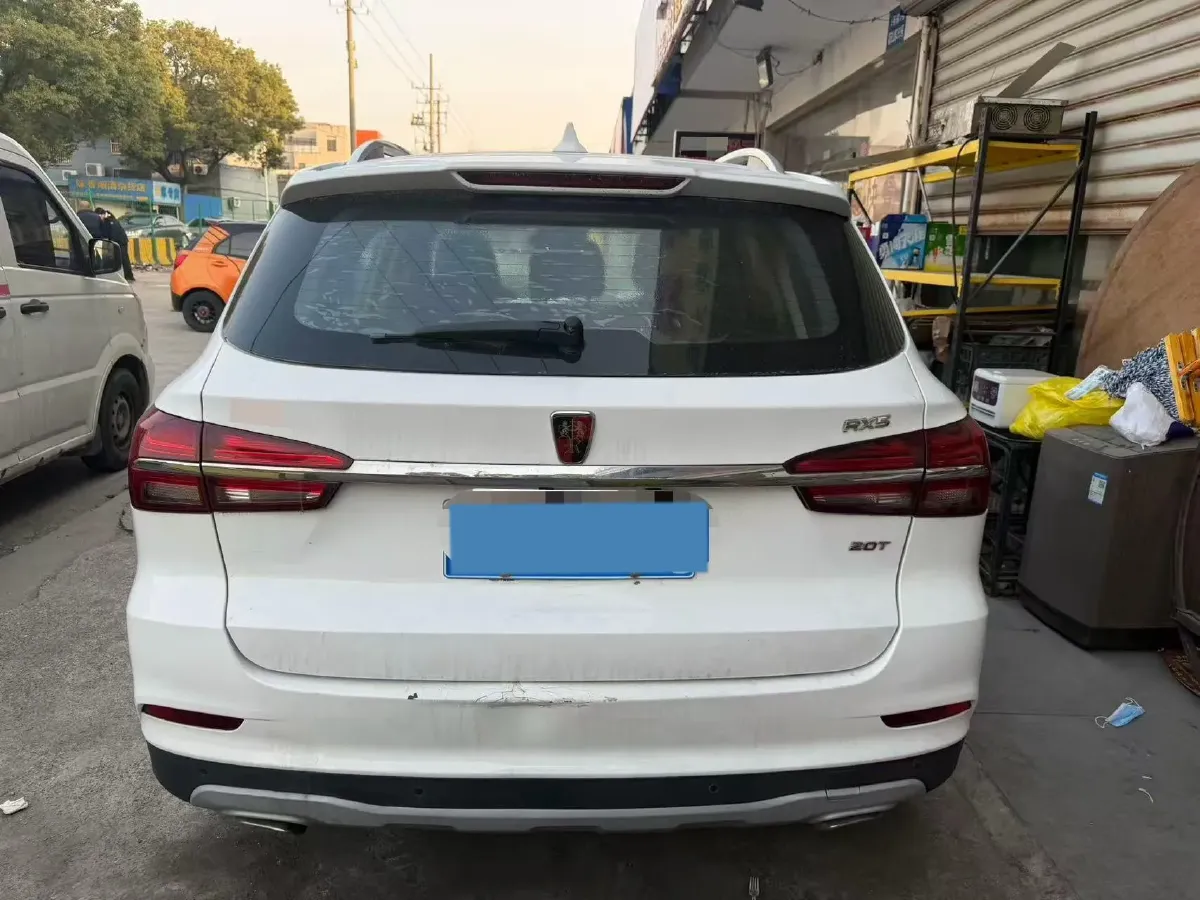 2020 Roewe i6 1.5T 169HP L4 7DCT,autocango,china used car exporter,china ev exporter,chinese used car exporter,chinese used ev exporter