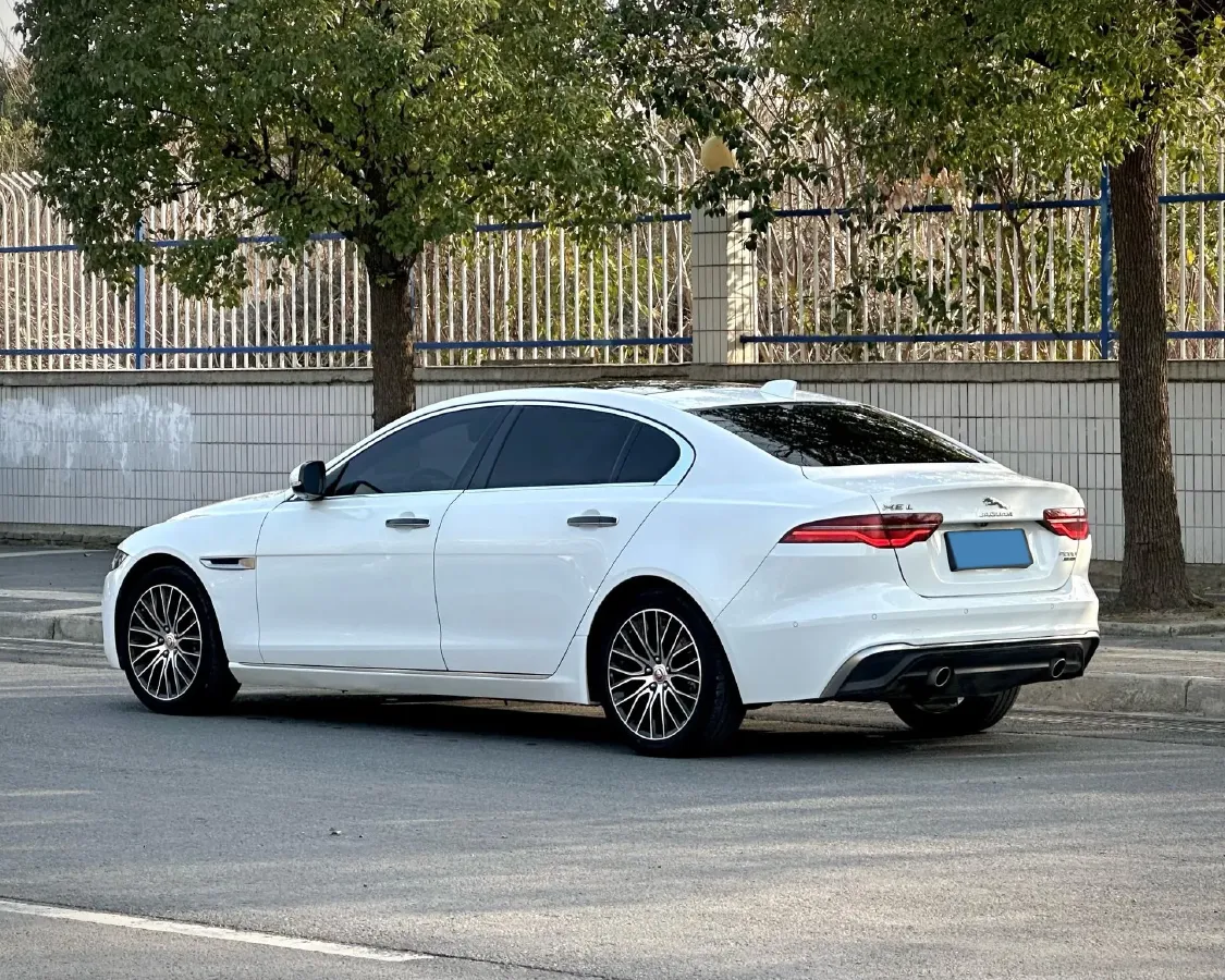 2020 Jaguar XEL 2.0T 200HP L4 8AT,autocango,china used car exporter,china ev exporter,chinese used car exporter,chinese used ev exporter