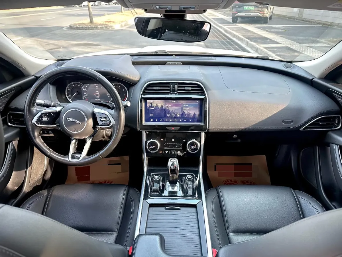 2020 Jaguar XEL 2.0T 200HP L4 8AT,autocango,china used car exporter,china ev exporter,chinese used car exporter,chinese used ev exporter