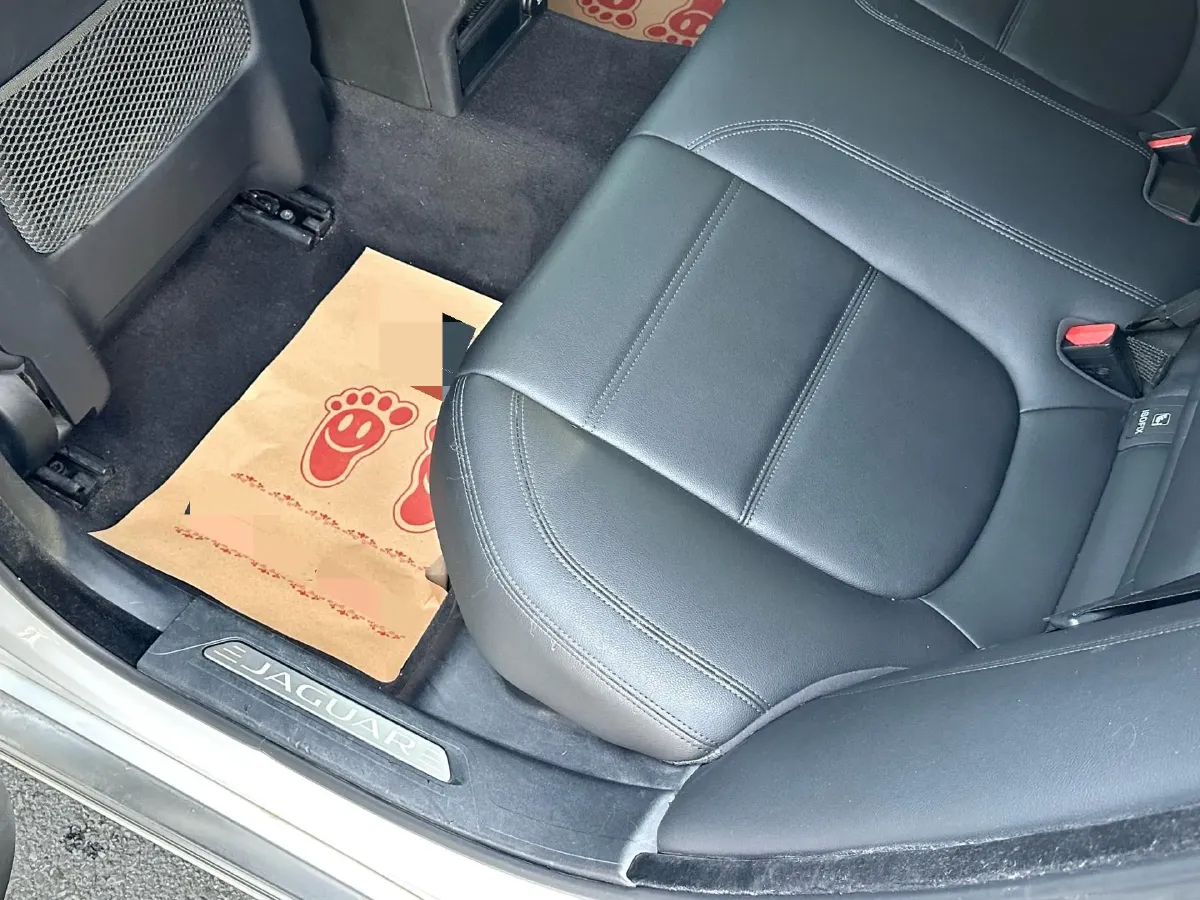 2020 Jaguar XEL 2.0T 200HP L4 8AT,autocango,china used car exporter,china ev exporter,chinese used car exporter,chinese used ev exporter