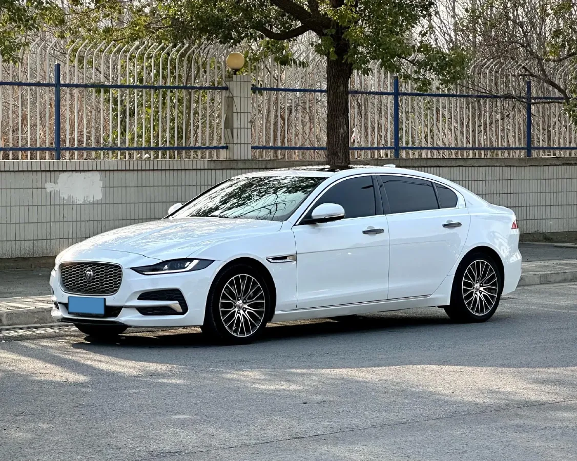 2020 Jaguar XEL 2.0T 200HP L4 8AT,autocango,china used car exporter,china ev exporter,chinese used car exporter,chinese used ev exporter