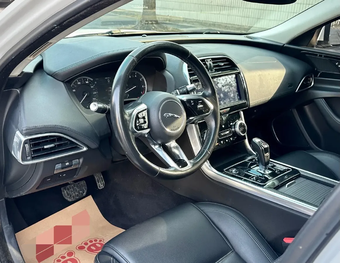 2020 Jaguar XEL 2.0T 200HP L4 8AT,autocango,china used car exporter,china ev exporter,chinese used car exporter,chinese used ev exporter