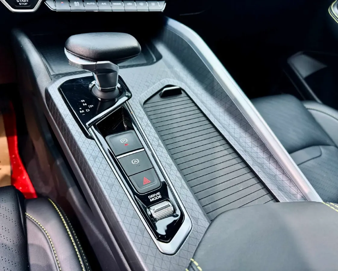 2023 Geely Preface 1.5T 181HP L4 7DCT,autocango,china used car exporter,china ev exporter,chinese used car exporter,chinese used ev exporter