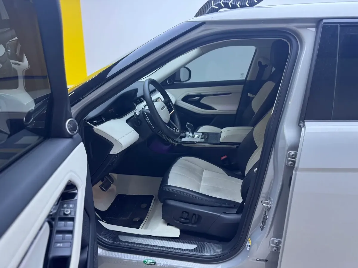 2022 Land Rover Range Rover Evoque 2.0T 249HP L4 9AT,autocango,china used car exporter,china ev exporter,chinese used car exporter,chinese used ev exporter