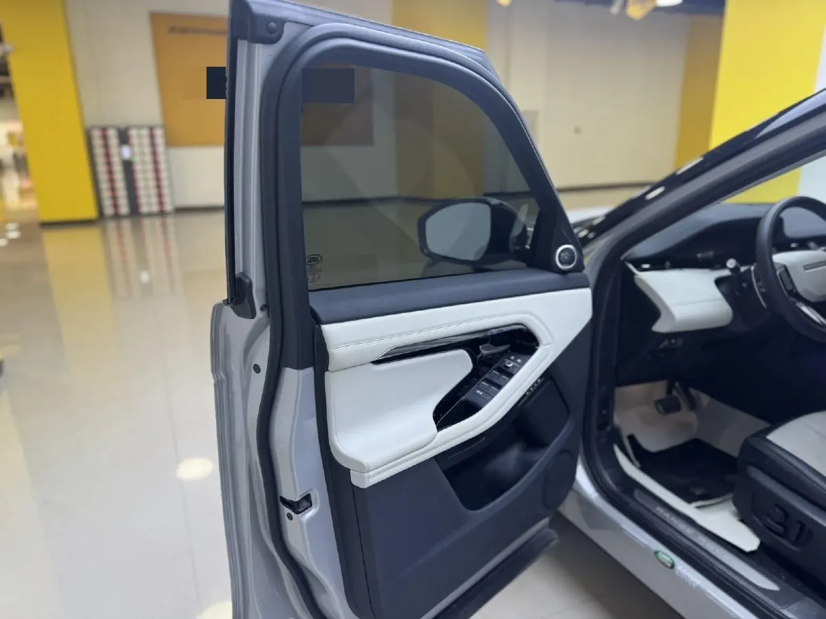2022 Land Rover Range Rover Evoque 2.0T 249HP L4 9AT,autocango,china used car exporter,china ev exporter,chinese used car exporter,chinese used ev exporter