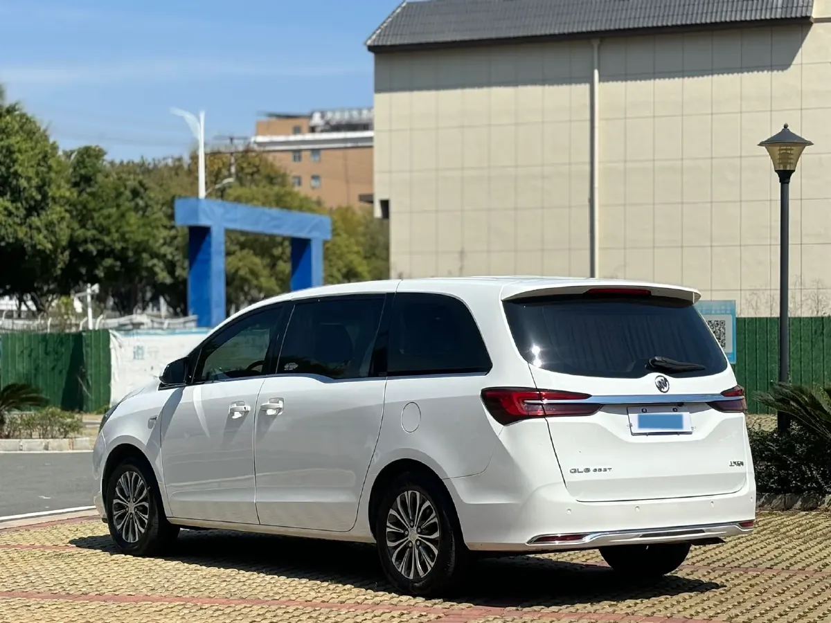 2021 Buick GL8 2.0T 237HP L4 9AT,autocango,china used car exporter,china ev exporter,chinese used car exporter,chinese used ev exporter