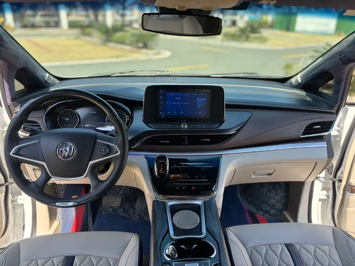 2021 Buick GL8 2.0T 237HP L4 9AT,autocango,china used car exporter,china ev exporter,chinese used car exporter,chinese used ev exporter