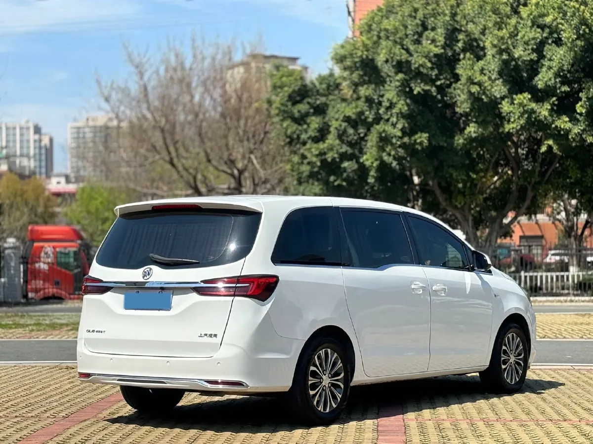 2021 Buick GL8 2.0T 237HP L4 9AT,autocango,china used car exporter,china ev exporter,chinese used car exporter,chinese used ev exporter