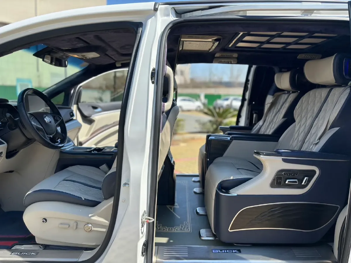 2021 Buick GL8 2.0T 237HP L4 9AT,autocango,china used car exporter,china ev exporter,chinese used car exporter,chinese used ev exporter