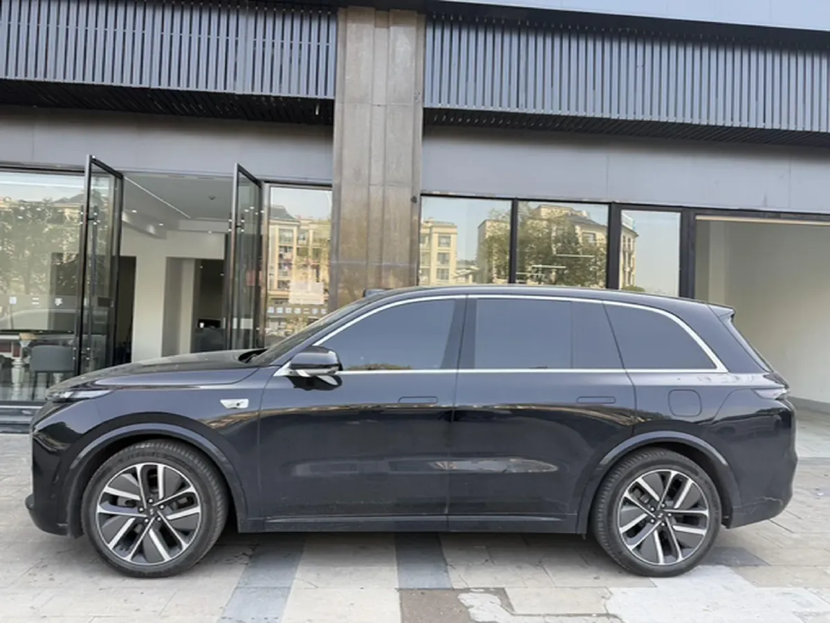 2024 Toyota Granvia 2.5L 189HP L4 E-CVT Hybrid,autocango,china used car exporter,china ev exporter,chinese used car exporter,chinese used ev exporter