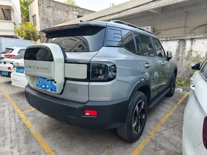 2025 Jetour DASHING 1.5T 184HP L4 7DCT,autocango,china used car exporter,china ev exporter,chinese used car exporter,chinese used ev exporter